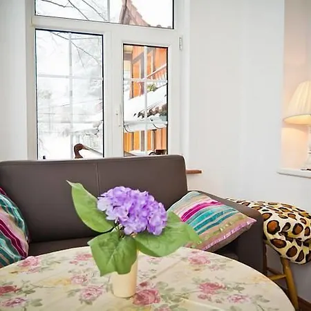 民宿 Gosciniec Poezja *